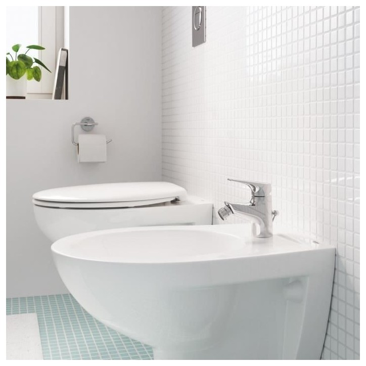 Mitigeur monocommande Bidet GROHE Start Edge - Tirette de vidage - Mousseur économique d'eau - Chromé Mitigeur monocommande Bidet GROHE Start Edge - Tirette de vidage - Mousseur économique d'eau - Chromé