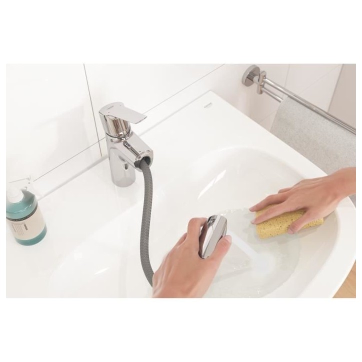 GROHE QUICKFIX Mitigeur monocommande lavabo de salle de bains Start, douchette extractible Mousseur économie d'eau taille M GROHE QUICKFIX Mitigeur monocommande lavabo de salle de bains Start, douchette extractible Mousseur économie d'eau taille M