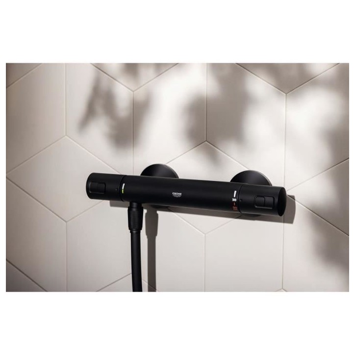 Mitigeur thermostatique douche - GROHE Precision Start - Noir mat - Economie d'eau Mitigeur thermostatique douche - GROHE Precision Start - Noir mat - Economie d'eau