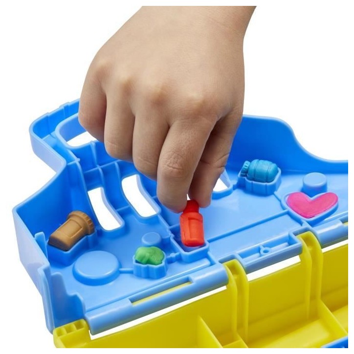 Play-Doh Le cabinet vétérinaire avec chien, avec 5 pots de pâte a modeler et 10 outils, jouet périscolaire, Les classiques