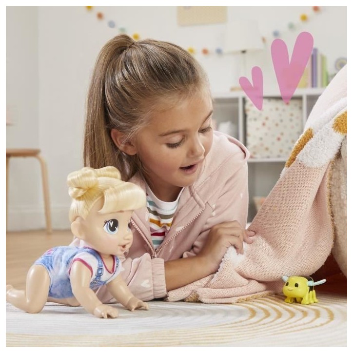 Baby Alive, Harper Hugs Marche a 4 pattes, poupée électronique de 27 cm marchant a 4 pattes, cheveux blonds, a partir de 3 Baby Alive, Harper Hugs Marche a 4 pattes, poupée électronique de 27 cm marchant a 4 pattes, cheveux blonds, a partir de 3