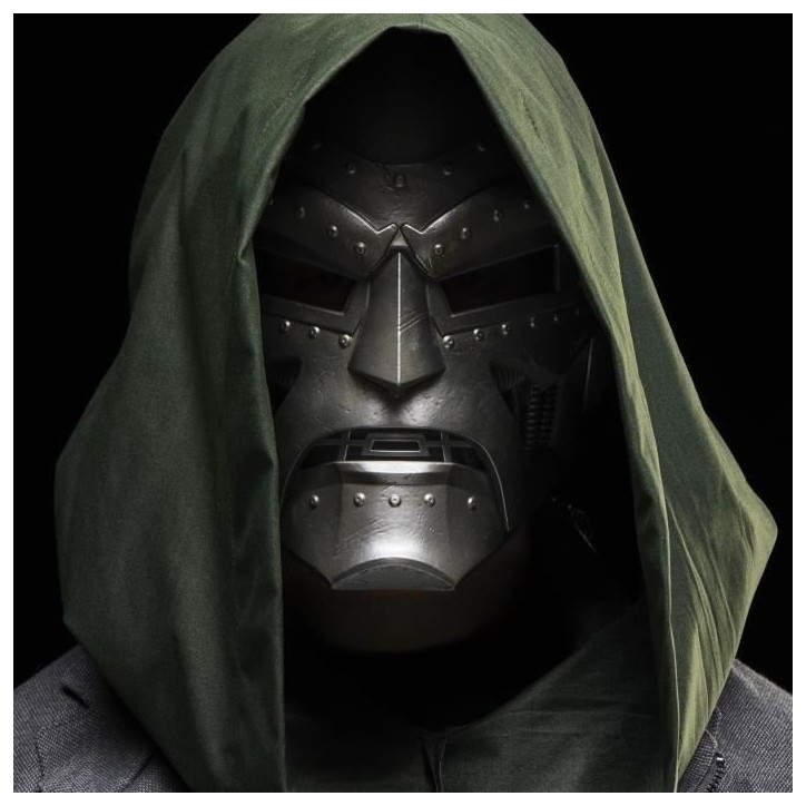 Casque premium de Doctor Doom, article de cosplay, pour adultes, Marvel Legends Series, Des 14 ans Casque premium de Doctor Doom, article de cosplay, pour adultes, Marvel Legends Series, Des 14 ans