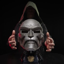 Casque premium de Doctor Doom, article de cosplay, pour adultes, Marve