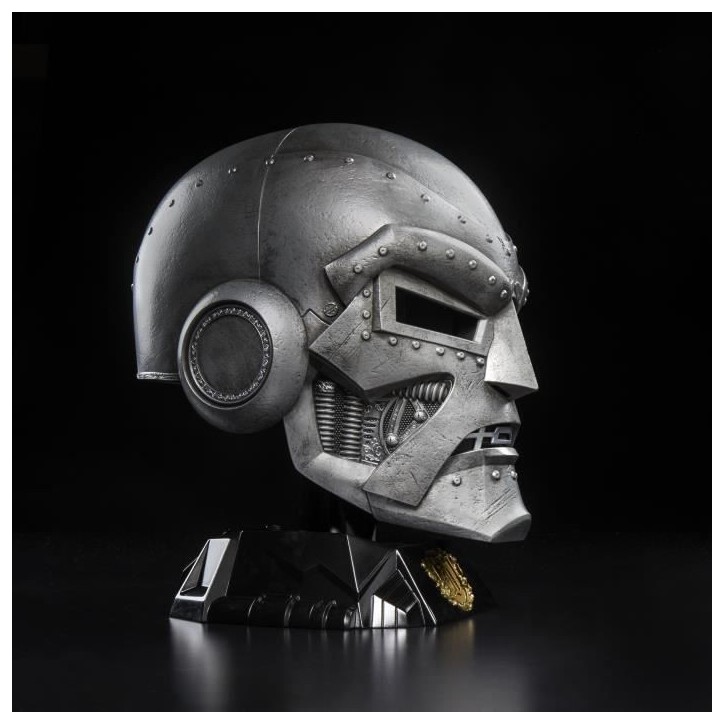 Casque premium de Doctor Doom, article de cosplay, pour adultes, Marvel Legends Series, Des 14 ans Casque premium de Doctor Doom, article de cosplay, pour adultes, Marvel Legends Series, Des 14 ans