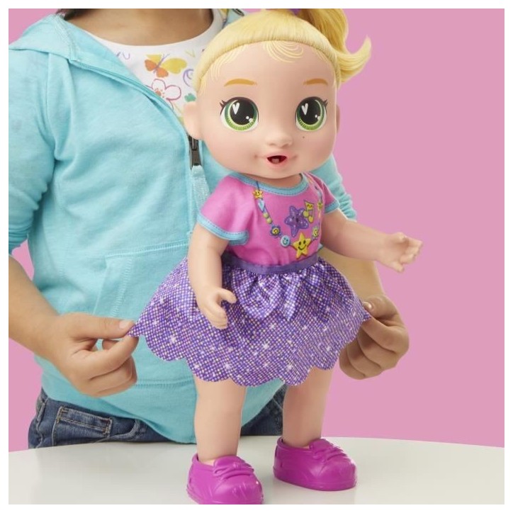 Baby Alive Bébé grandit LaLa GooGoo, coffret poupée interactive, avec plus de 75 sons et phrases, des 3 ans Baby Alive Bébé grandit LaLa GooGoo, coffret poupée interactive, avec plus de 75 sons et phrases, des 3 ans