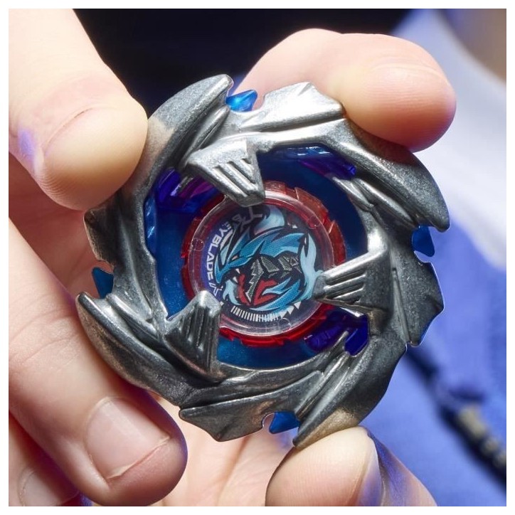 Beyblade X pack Cobalt Dragoon 2-60C avec lanceur a corde deluxe, toupie a rotation gauche, des 8 ans Beyblade X pack Cobalt Dragoon 2-60C avec lanceur a corde deluxe, toupie a rotation gauche, des 8 ans
