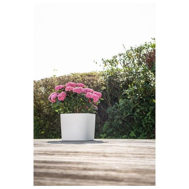 Pot avec réserve d'eau - GARDEN ID Respect - Blanc 20 x 20 cm - avec 100% déchets ménagers et 100% recyclable - Surface struc