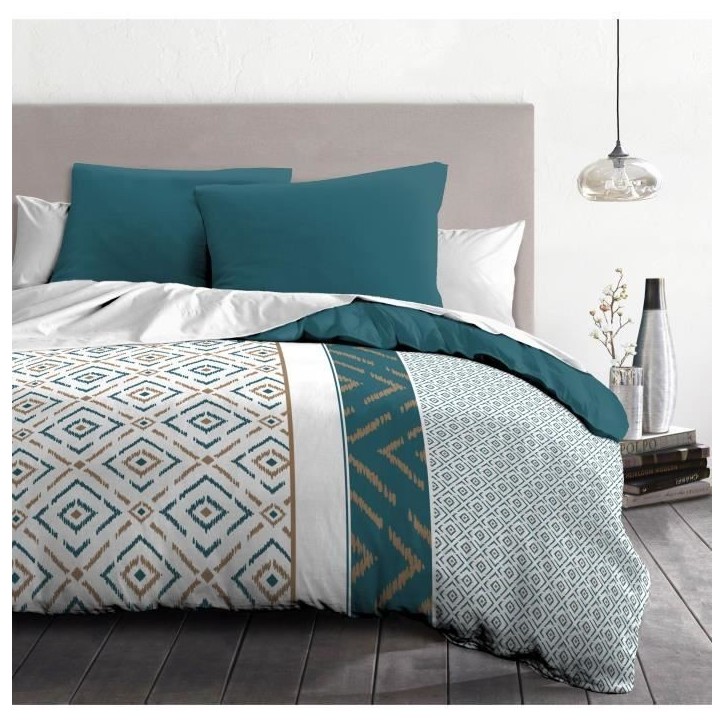 Parure de couette microfibre Ethno - 1 housse de couette 240x260 cm + 2 taies d'oreiller 63x63 cm - Bleu Canard - HOME LINGE Parure de couette microfibre Ethno - 1 housse de couette 240x260 cm + 2 taies d'oreiller 63x63 cm - Bleu Canard - HOME LINGE