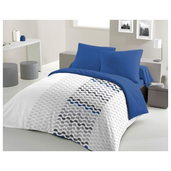 Parure de couette microfibre AMBROISIE - 1 housse de couette 220 x 240 cm + 2 taies d'oreiller 63 x 63 cm - Bleu Parure de couette microfibre AMBROISIE - 1 housse de couette 220 x 240 cm + 2 taies d'oreiller 63 x 63 cm - Bleu