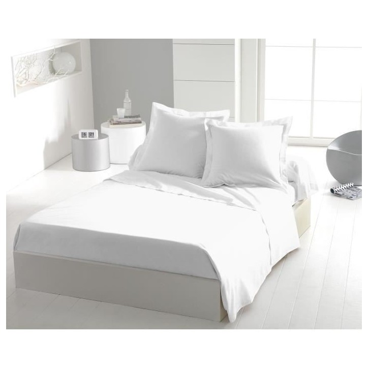 Drap plat - HOME LINGE PASSION - Microfibre 82 g - 240 x 300 cm - Blanc Drap plat - HOME LINGE PASSION - Microfibre 82 g - 240 x 300 cm - Blanc