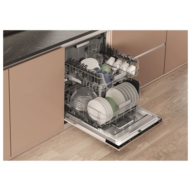 Lave-vaisselle tout encastrable HOTPOINT H7IHP40L - 15 couverts - 40 dB - Classe C - Maxi Space - tiroir a couverts Lave-vaisselle tout encastrable HOTPOINT H7IHP40L - 15 couverts - 40 dB - Classe C - Maxi Space - tiroir a couverts