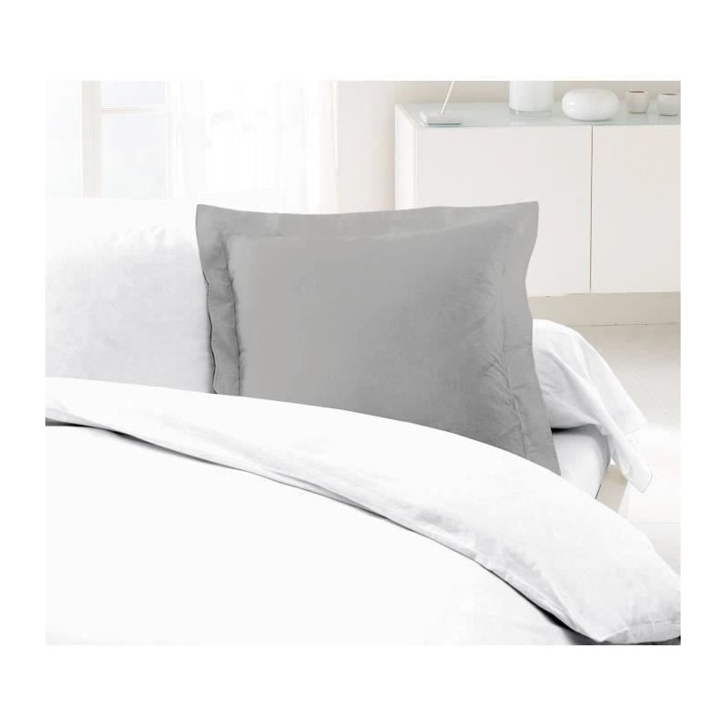 LOVELY HOME Lot de 2 Taies d'Oreillers 100% coton 63x63 cm - Gris clai LOVELY HOME Lot de 2 Taies d'Oreillers 100% coton 63x63 cm - Gris clai