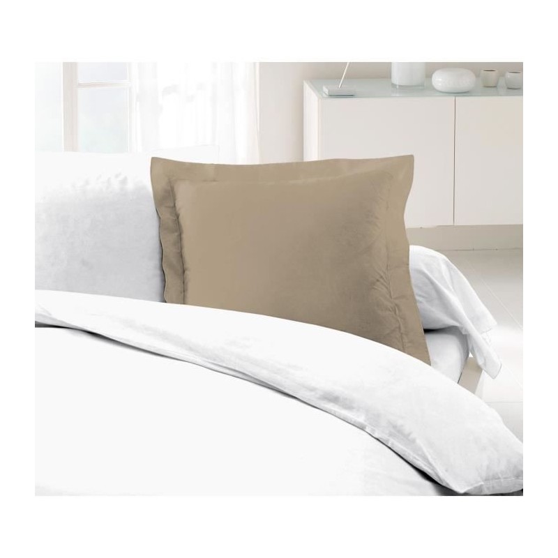 LOVELY HOME Lot de 2 Taies d'Oreillers 100% coton 63x63 cm - Beige LOVELY HOME Lot de 2 Taies d'Oreillers 100% coton 63x63 cm - Beige