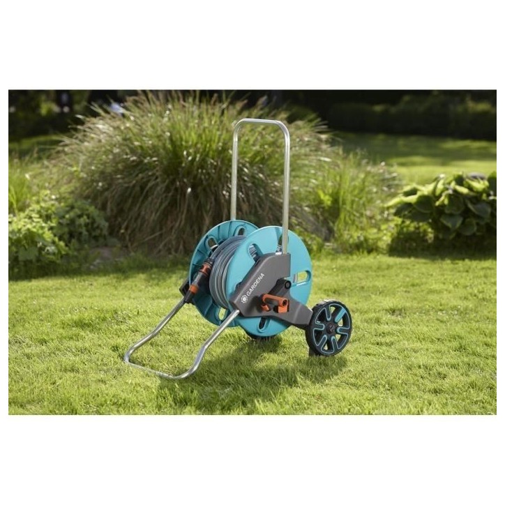 Dévidoir CleverRoll GARDENA taille M avec kit tuyau 25m - Adapté pour petit jardin - Garantie 5 ans Dévidoir CleverRoll GARDENA taille M avec kit tuyau 25m - Adapté pour petit jardin - Garantie 5 ans