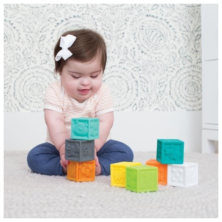 Set sensoriel INFANTINO 20 pieces