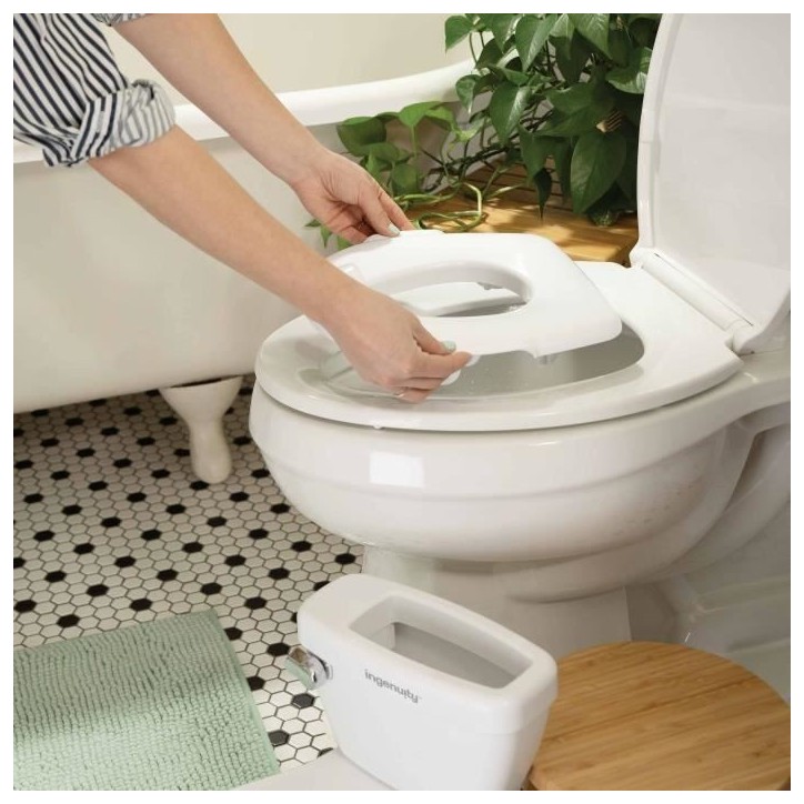 INGENUITY Mini Toilette enfant avec Réducteur de Toilette inclus, Chasse d'eau musicale et rangement lingette intégré blanc INGENUITY Mini Toilette enfant avec Réducteur de Toilette inclus, Chasse d'eau musicale et rangement lingette intégré blanc
