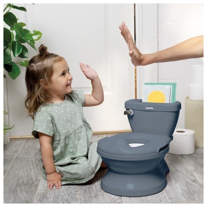 INGENUITY Mini Toilette enfant avec Réducteur de Toilette inclus, Chasse d'eau musicale et rangement lingette intégré Bleu INGENUITY Mini Toilette enfant avec Réducteur de Toilette inclus, Chasse d'eau musicale et rangement lingette intégré Bleu