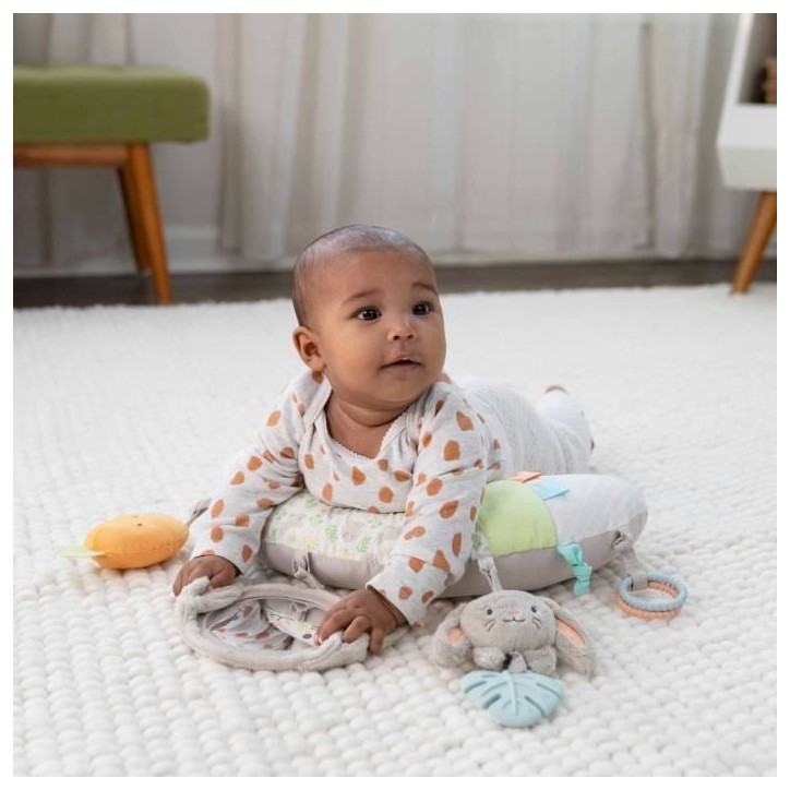 INGENUITY Tapis d'éveil au sol bébé Sylvi pour le temps passé sur le ventre plus long avec jouets mutil sensoriels INGENUITY Tapis d'éveil au sol bébé Sylvi pour le temps passé sur le ventre plus long avec jouets mutil sensoriels