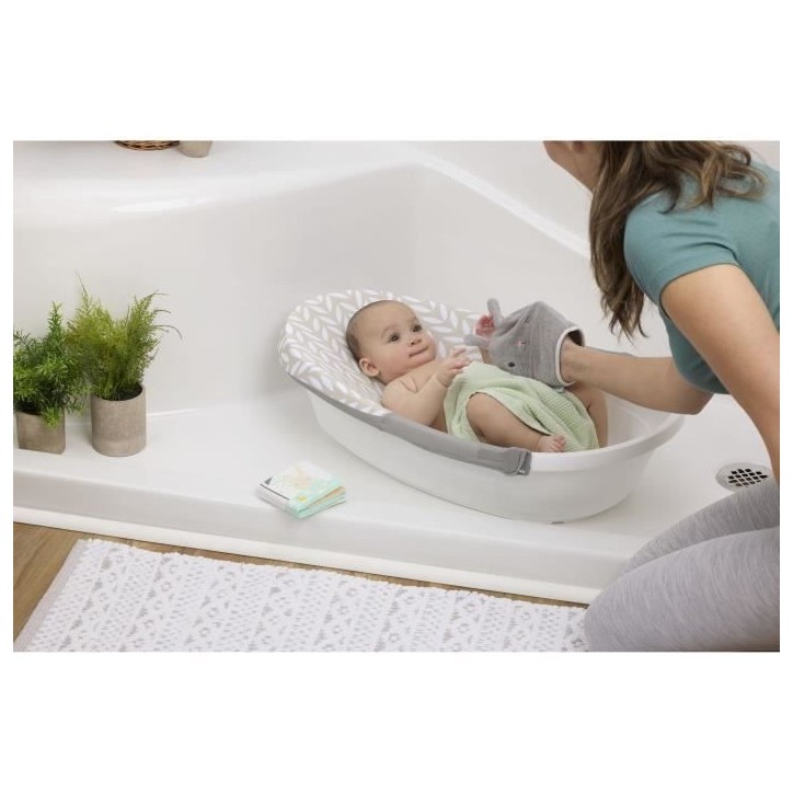 INGENUITY - Baignoire bébé Sylvi - Hamac évolutif de nourrisson jusqu'a 6 mois, gant de toilette et livre bain bébé inclus INGENUITY - Baignoire bébé Sylvi - Hamac évolutif de nourrisson jusqu'a 6 mois, gant de toilette et livre bain bébé inclus