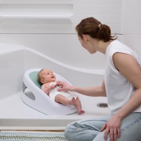 INGENUITY Transat de bain bébé fille antidérapant, de 0 a 6 mois ou 9kg, transat perforé pour laisser couler l'eau, Vert