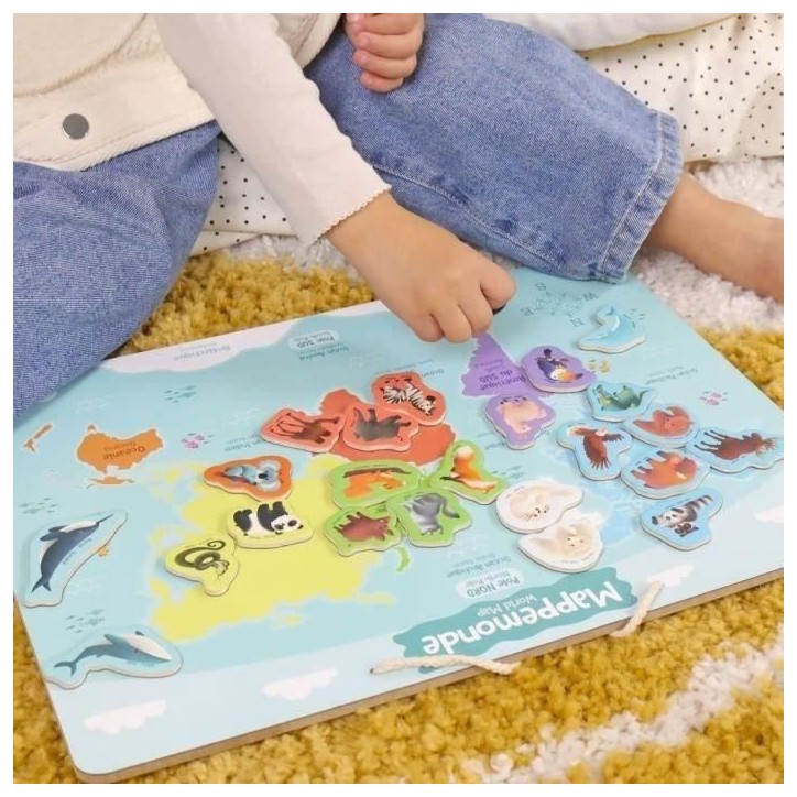 Plateau magnétique des continents - Jeu Éducatif - J.A.D.E - 30 pieces animaux - BOIS FSC - 40x30 cm - Des 3 ans Plateau magnétique des continents - Jeu Éducatif - J.A.D.E - 30 pieces animaux - BOIS FSC - 40x30 cm - Des 3 ans