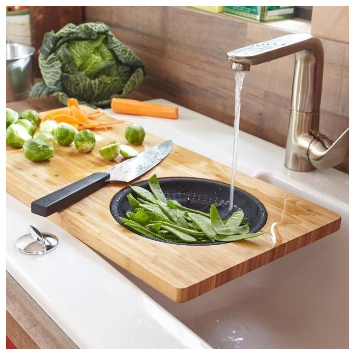 Planche a découper en bambou - JOCCA - Passoire en plastique - 58 x 29 x 1,8 cm - Naturel et noir Planche a découper en bambou - JOCCA - Passoire en plastique - 58 x 29 x 1,8 cm - Naturel et noir