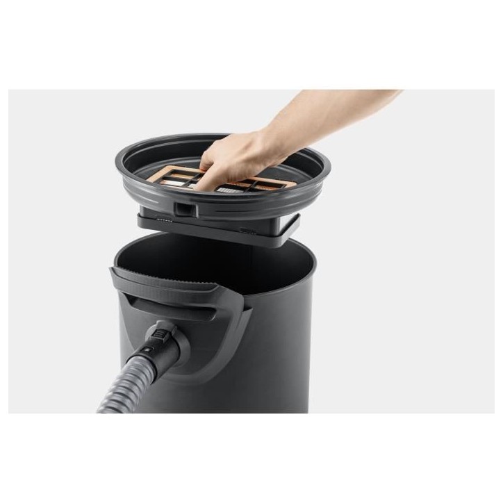 Aspirateur cendres et poussieres KARCHER AD 4 Premium - Cuve Métal 17 L - 600W