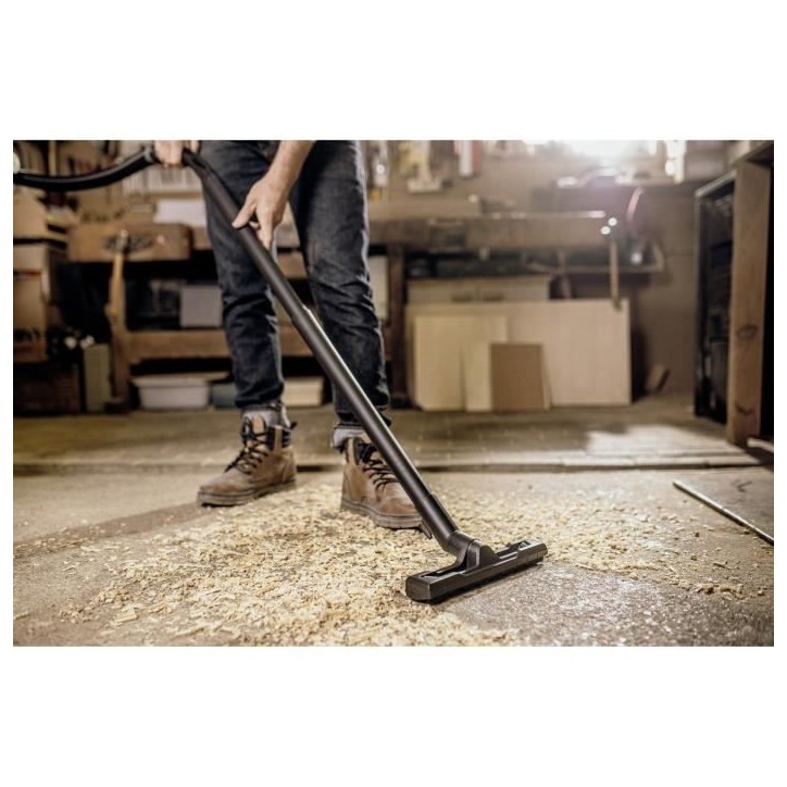 Aspirateur eau et poussiere KARCHER WD 3 S V-19/4/20 - Cuve inox 19 L - 1000W (Fonction soufflerie) Aspirateur eau et poussiere KARCHER WD 3 S V-19/4/20 - Cuve inox 19 L - 1000W (Fonction soufflerie)