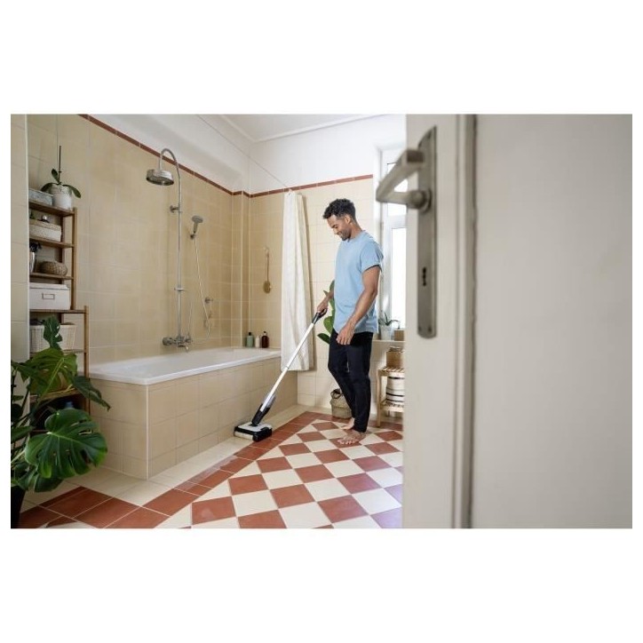 KARCHER FC 2-4 - Nettoyeur de sols - Récupere les saletés seches et humides en un seul passage - Position parking