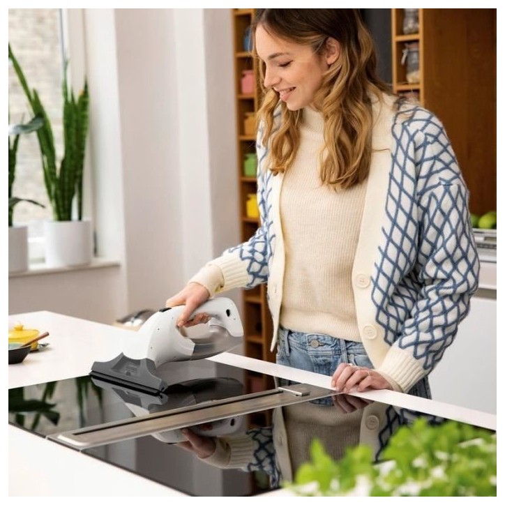 KARCHER WV 1 Plus - Nettoyeur de vitres - Raclette large 250 mm - Autonomie 25 min - Nettoie jusqu'a 70m² (environ 23 vitres) KARCHER WV 1 Plus - Nettoyeur de vitres - Raclette large 250 mm - Autonomie 25 min - Nettoie jusqu'a 70m² (environ 23 vitres)