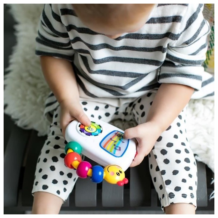 BABY EINSTEIN Petite radio portable bébé, Boîte a musique nomade Take Along Tunes™ - Cadeau Noel bébé 3M+ BABY EINSTEIN Petite radio portable bébé, Boîte a musique nomade Take Along Tunes™ - Cadeau Noel bébé 3M+