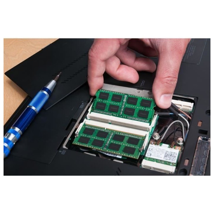 KINGSTON - Mémoire PC Portable ValueRAM SO-DIMM DDR3 - 4Go (1x4Go) - 1600MHz - CAS11 (KVR16S11S8/4)