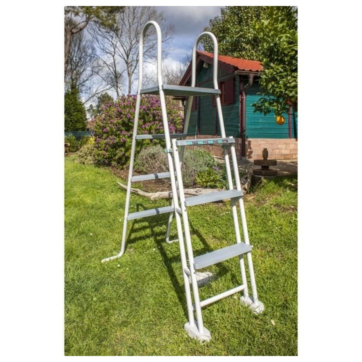 GRE - Kit Piscine hors sol acier ronde blanche Ø370 x 122 cm (Livrée avec filtre a sable et échelle)