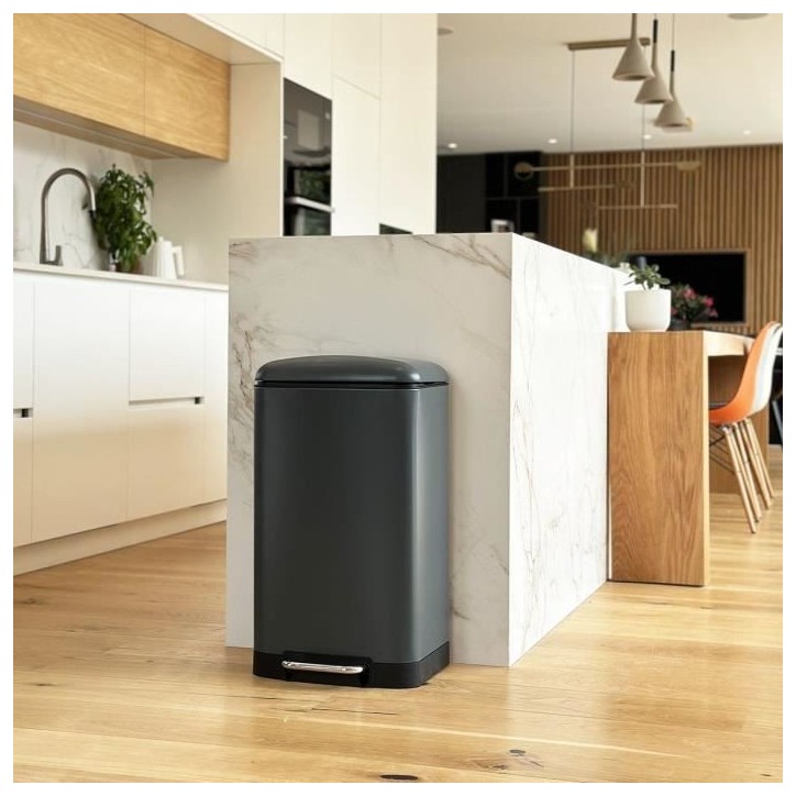 Poubelle de cuisine a pédale - GREENWICH - KITCHEN MOVE - 40L - Design - Gris mat en acier inox Poubelle de cuisine a pédale - GREENWICH - KITCHEN MOVE - 40L - Design - Gris mat en acier inox
