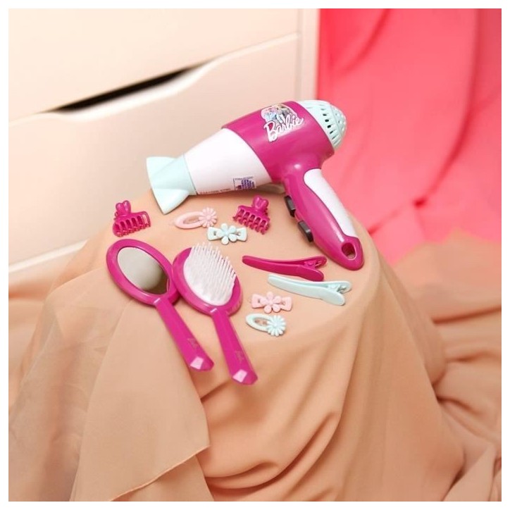Set de coiffure - KLEIN - 5790 - Barbie - Avec seche-cheveux électronique - Des 3 ans Set de coiffure - KLEIN - 5790 - Barbie - Avec seche-cheveux électronique - Des 3 ans