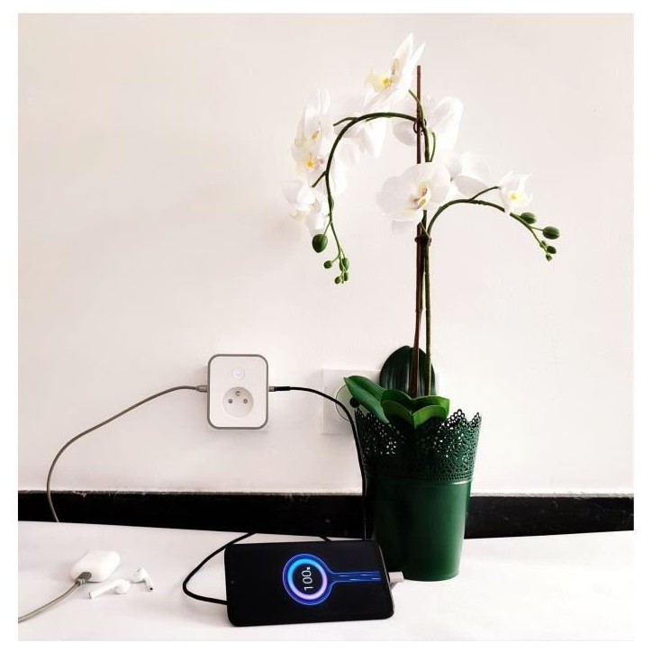 Prise Wi-Fi - KONYKS - Priska USB - 16A - 2 prises USB-A - Compteur de consommation