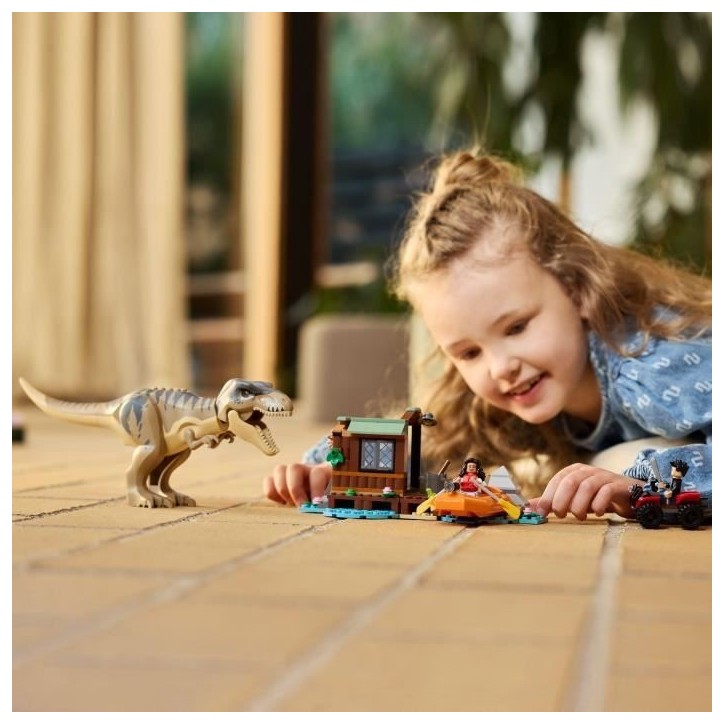 Jeu de construction - LEGO - 76975 - Jurassic World - T. rex - 199 pieces - a monter soi-meme Jeu de construction - LEGO - 76975 - Jurassic World - T. rex - 199 pieces - a monter soi-meme
