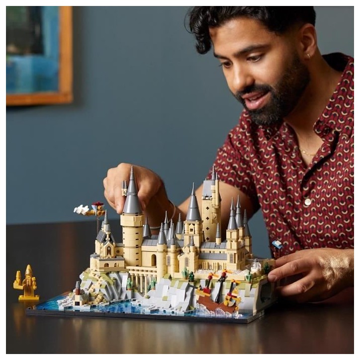 LEGO Harry Potter 76419 Le Château et le Domaine de Poudlard, Maquette a Construire pour Adultes, Incluant les Lieux Iconiques