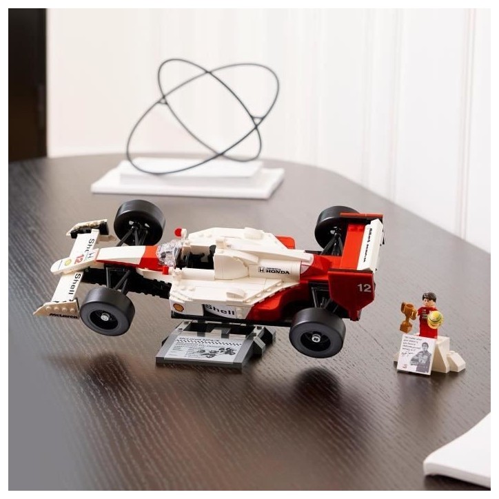 LEGO Icons 10330 McLaren MP4/4 et Ayrton Senna, Set Modele Réduit de Voiture pour Adultes