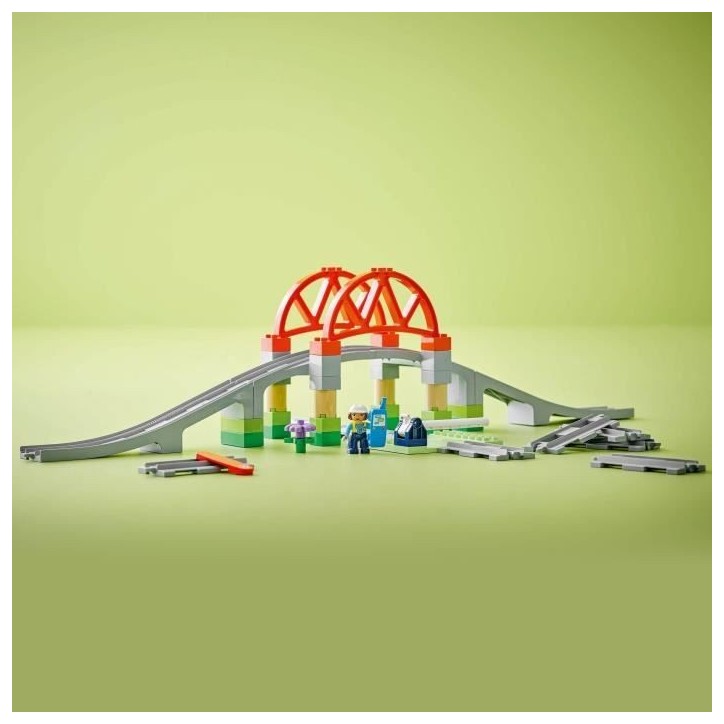LEGO DUPLO Ma ville 10426 Set d'extension : Les rails et le pont du train - Jouets d'éveil
