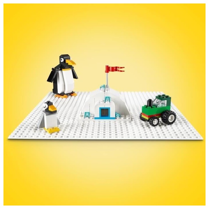 LEGO 11026 Classic La Plaque De Construction Blanche 32x32, Socle de Base pour Construction, Assemblage et Exposition LEGO 11026 Classic La Plaque De Construction Blanche 32x32, Socle de Base pour Construction, Assemblage et Exposition