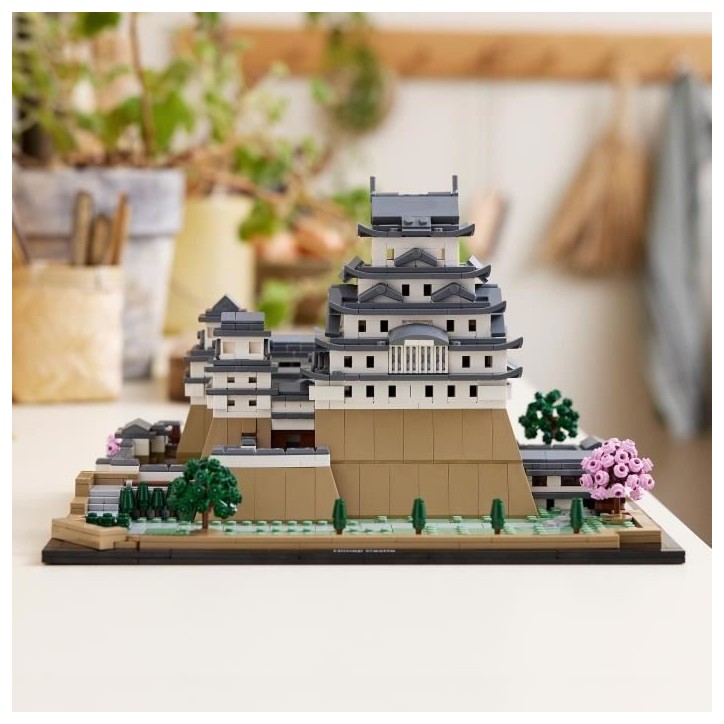 LEGO Architecture 21060 Le Château d'Himeji, Kit de Construction de Maquettes pour Adultes Fans de la Culture Japonaise
