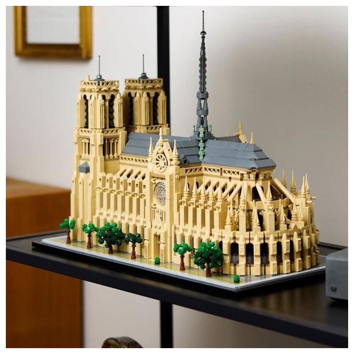 LEGO Architecture 21061 Notre-Dame de Paris - Set de Construction pour Adultes