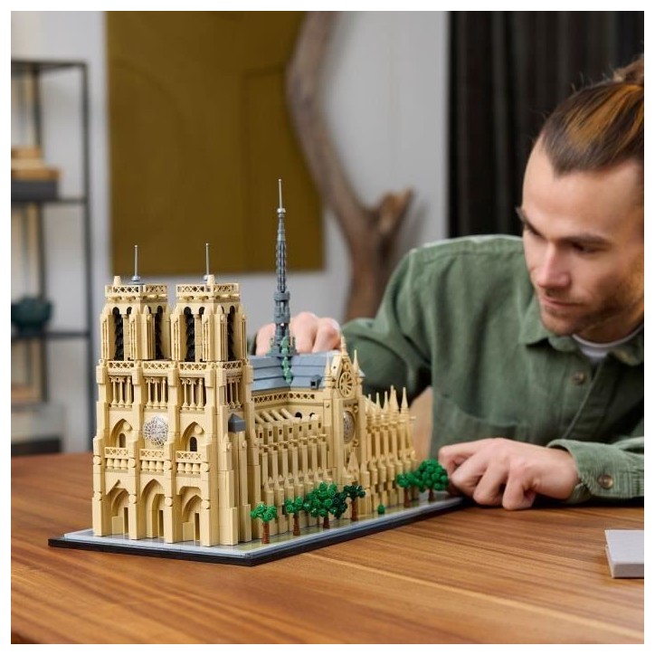 LEGO Architecture 21061 Notre-Dame de Paris - Set de Construction pour Adultes
