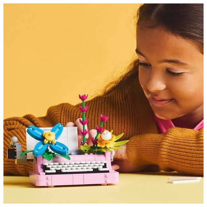 LEGO Creator 31169 3-en-1 La machine a écrire avec des fleurs - Jeu pour fille des 8 ans