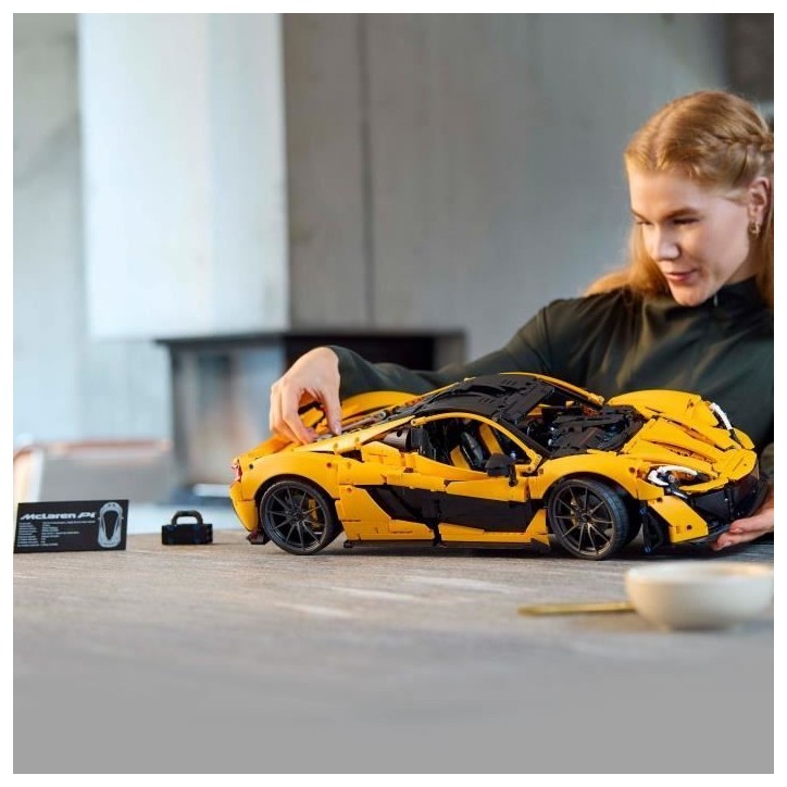 LEGO Technic 42172 McLaren P1 -Kit Maquette Hypercar pour Adultes Passionnés de Véhicules LEGO Technic 42172 McLaren P1 -Kit Maquette Hypercar pour Adultes Passionnés de Véhicules