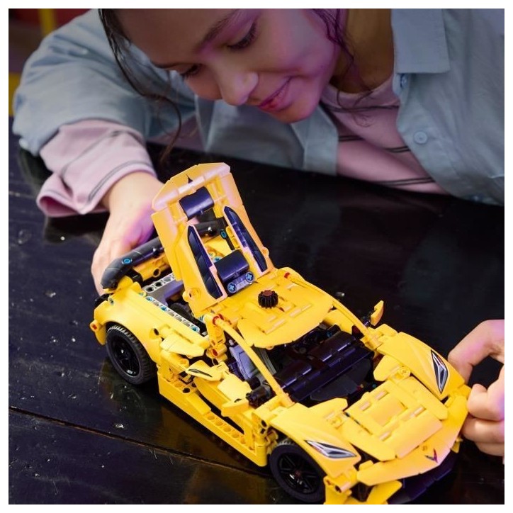 LEGO Technic 42205 Chevrolet Corvette Stingray - Voiture de sport pour garçon des 9 ans
