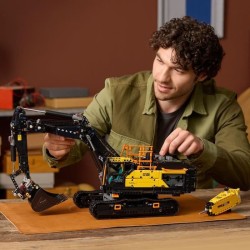 LEGO Technic 42215 Pelleteuse Volvo EC500 Hybride - Set de Constructio