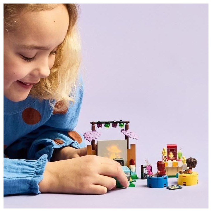 LEGO Friends 42642 Soirée Cinéma entre Amies - Jeu de Construction des 6 Ans