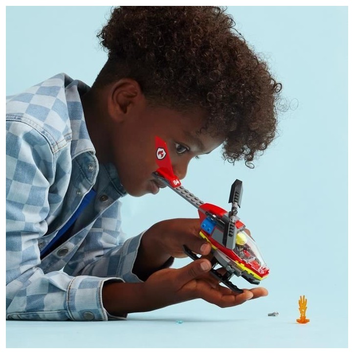 LEGO 60411 City L'Hélicoptere de Secours des Pompiers, Jouet avec Minifigurines de Pilote Pompier, Cadeau pour Enfants